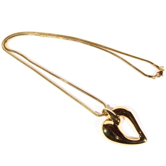 Vintage 90s Monet Gold Tone Heart Pendant Necklace - Picture 6 of 8